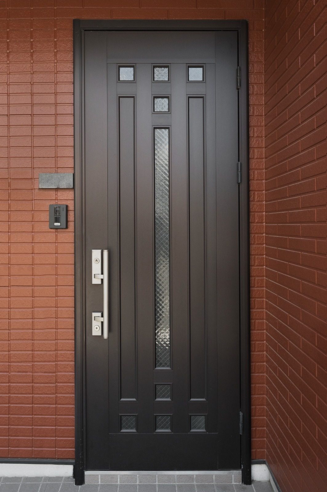Lead-lined radiation shielding door, matte dark finish