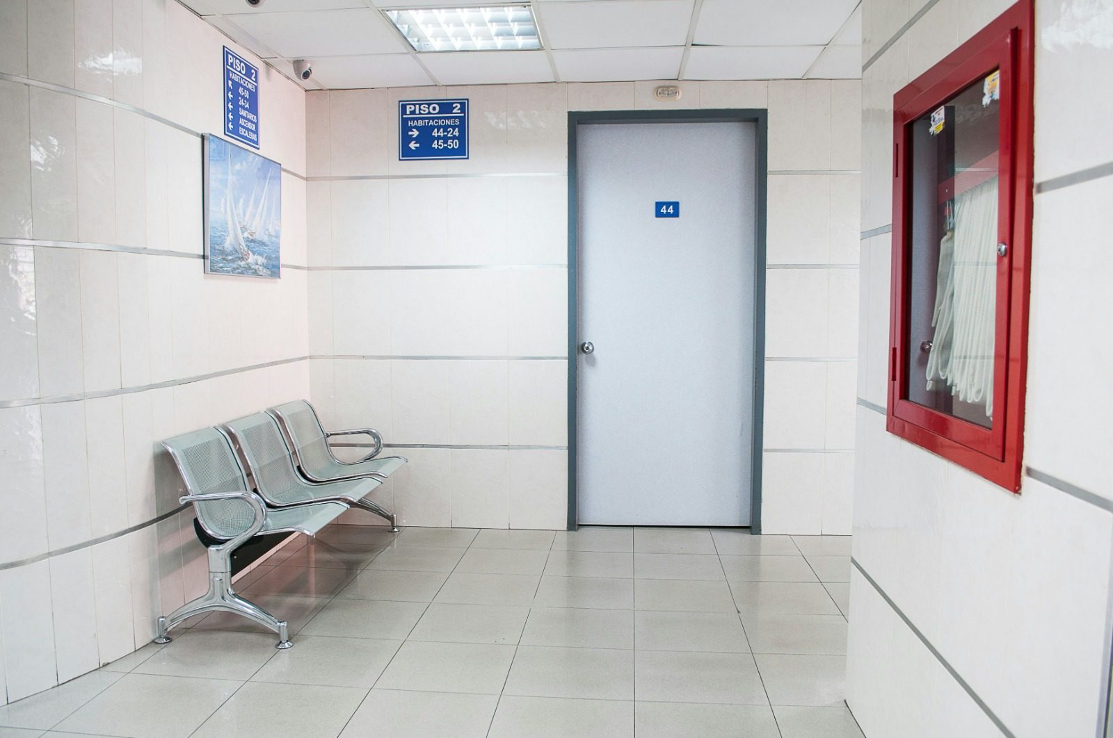 Hospital corridor door, light grey hermetic finish